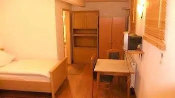 My Stuttgart-airport-messe Guest house *